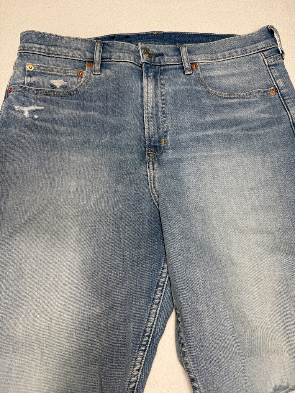 2/$30 GAP Cigarette Hi Rise Light Blue Distressed Jeans Size 32/14R #2414 - Picture 3 of 7